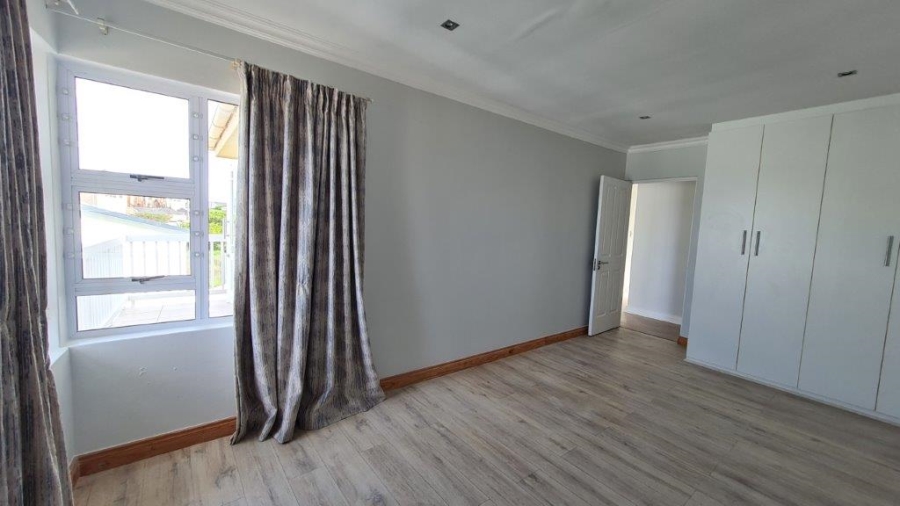 3 Bedroom Property for Sale in Dana Bay Western Cape